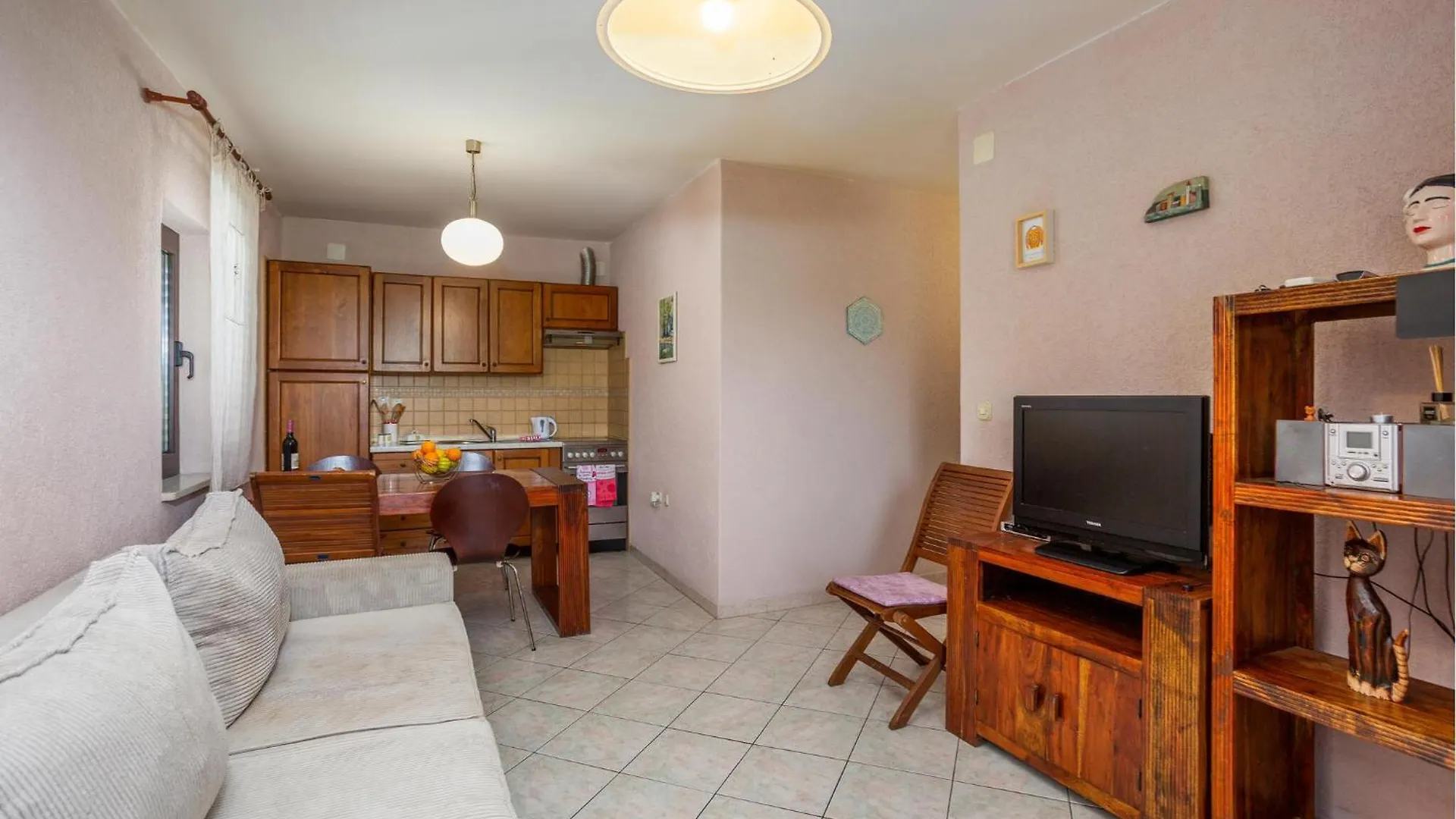 Stunning Apartment In Malinska